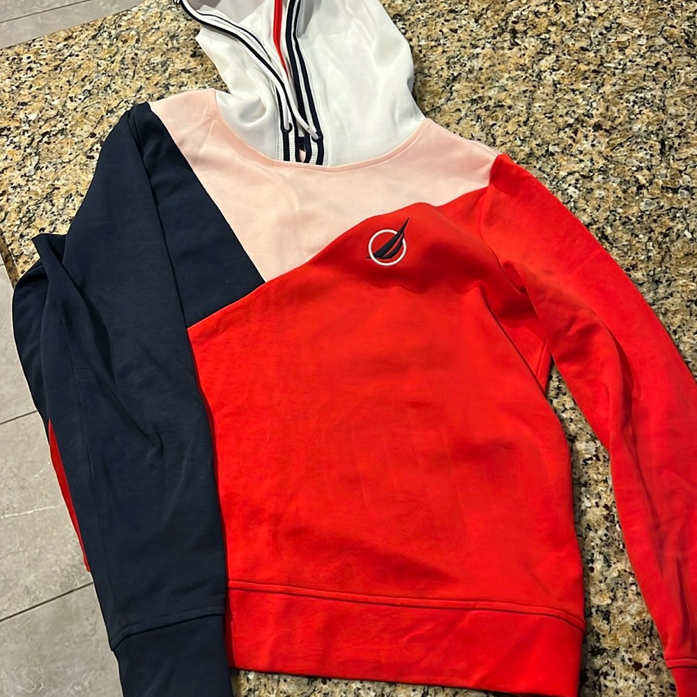 Women’s Náutica hoodie